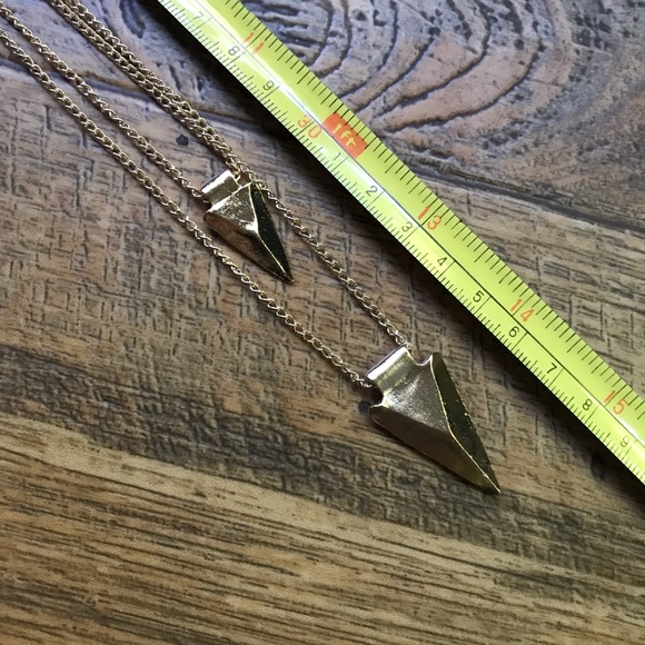 🌻 5$25 🌻 Gold Tiered Boho Layered Necklace - Picture 6 of 7